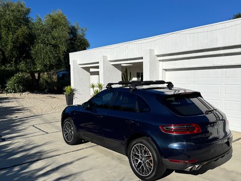 Used 2016 Porsche Macan S image 11
