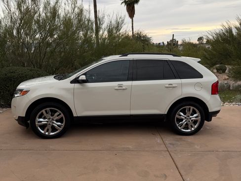 Used 2013 Ford Edge SEL image 5