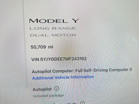 Used 2021 Tesla Model Y Long Range image 12