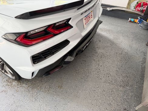 Used 2023 Chevrolet Corvette Z06 RWD image 5