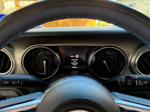 Used 2021 Jeep Wrangler Unlimited Rubicon 4xe w/ Steel Bumper Group image 9