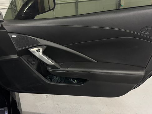 Used 2018 Chevrolet Corvette Z06 RWD image 14