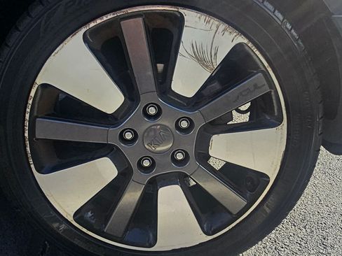 Used 2016 Kia Soul ! w/ Umber Package 1 image 11