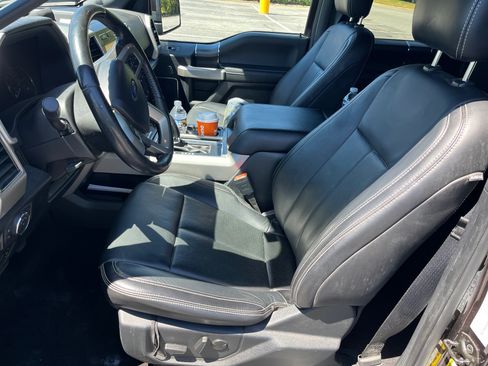 Used 2020 Ford F150 Lariat AWD/4WD image 10