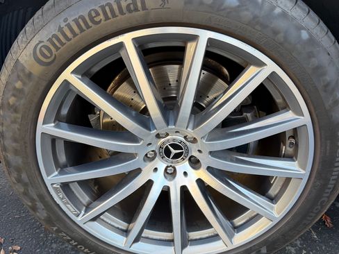 Used 2022 Mercedes-Benz GLS 450 4MATIC image 11