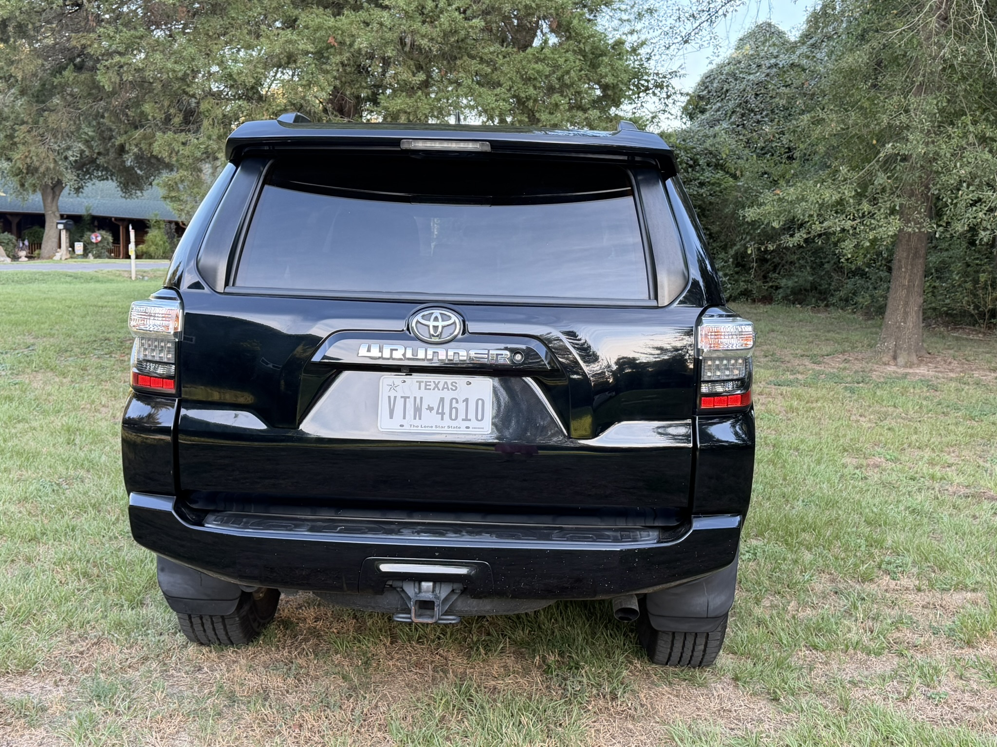 Used 2020 Toyota 4Runner SR5 RWD image 31