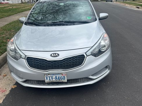 Used 2015 Kia Forte LX w/ Popular Package image 4