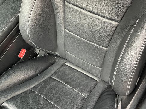 Used 2017 Mercedes-Benz C 300 4MATIC Sedan image 15