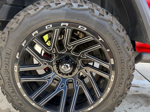 Used 2021 Jeep Wrangler Unlimited Rubicon w/ Safety Group AWD/4WD image 10