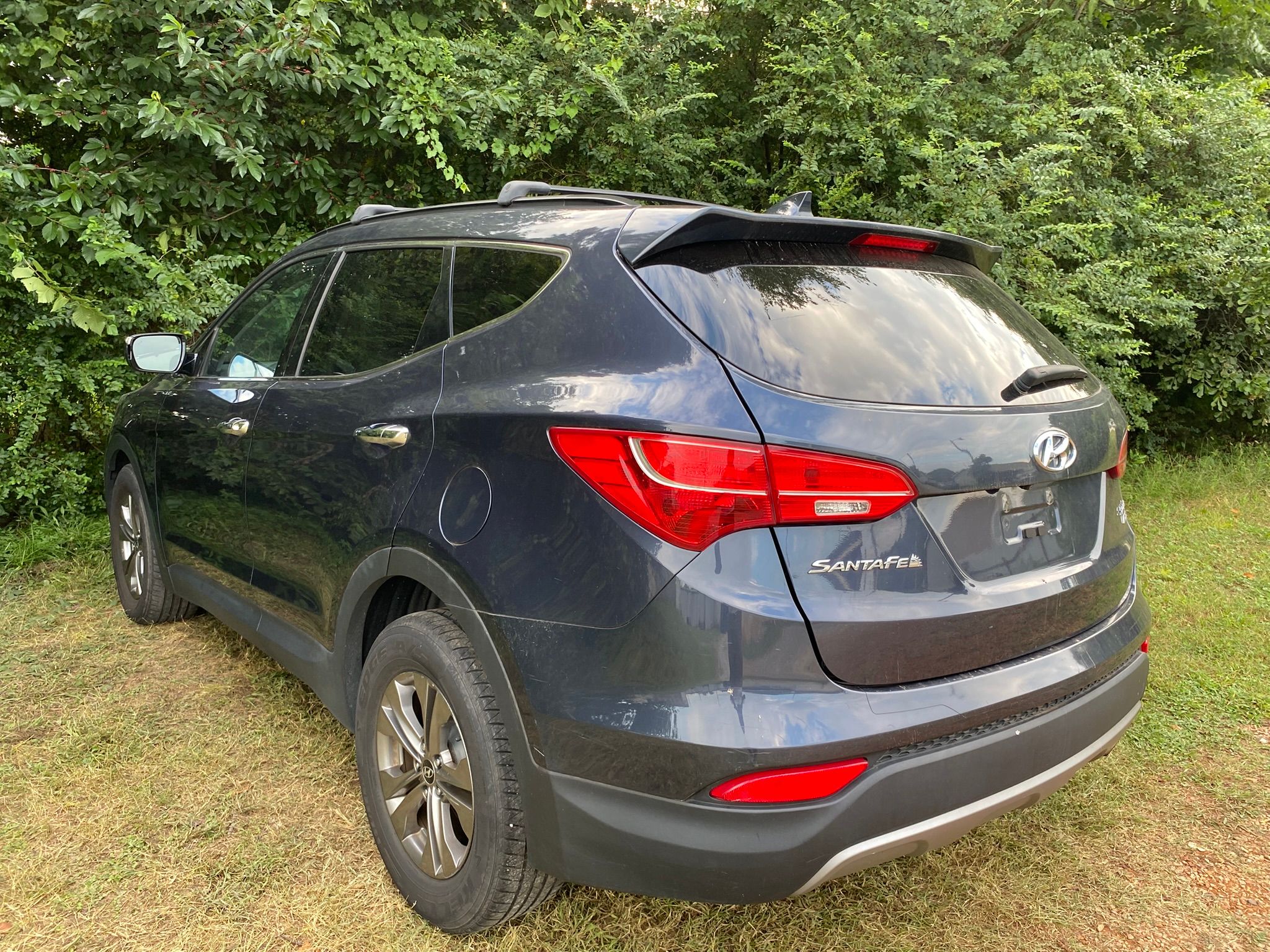 Used 2015 Hyundai Santa Fe Sport w/ Option Group 03 AWD/4WD image 19