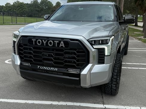 Used 2022 Toyota Tundra Limited RWD image 2