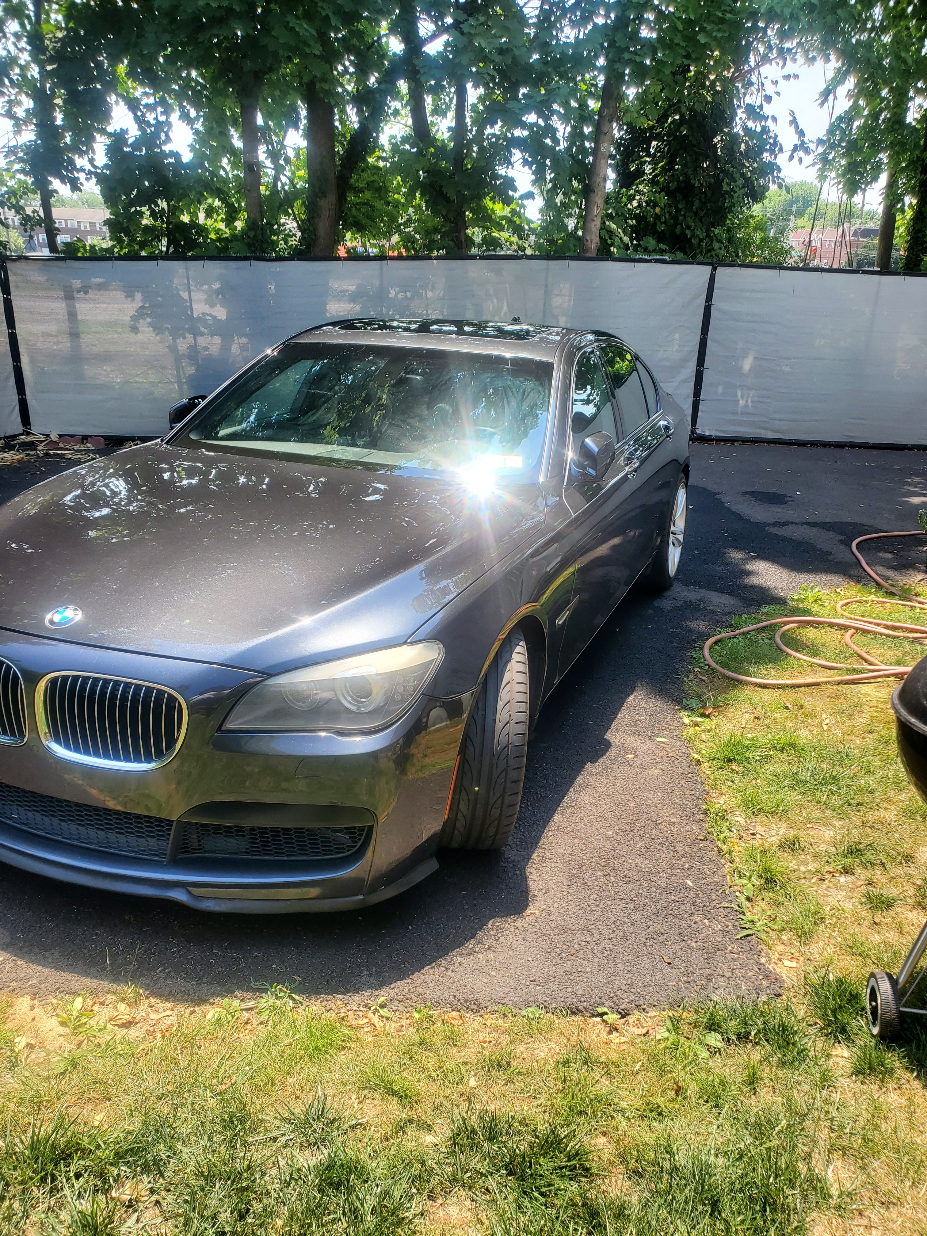 Used 2011 BMW 750i RWD image 5