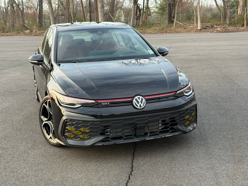 Used 2025 Volkswagen GTI Autobahn image 5