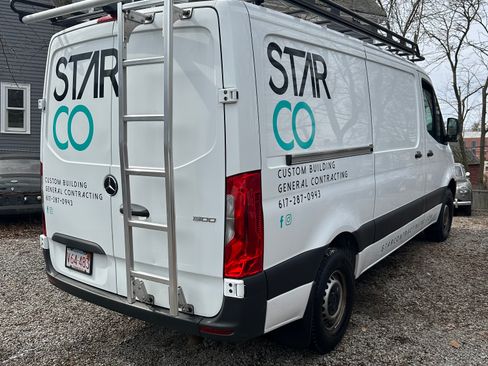 Used 2019 Mercedes-Benz Sprinter 144 image 5