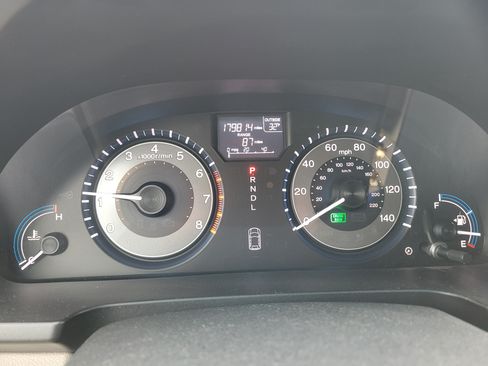 Used 2012 Honda Odyssey EX image 17