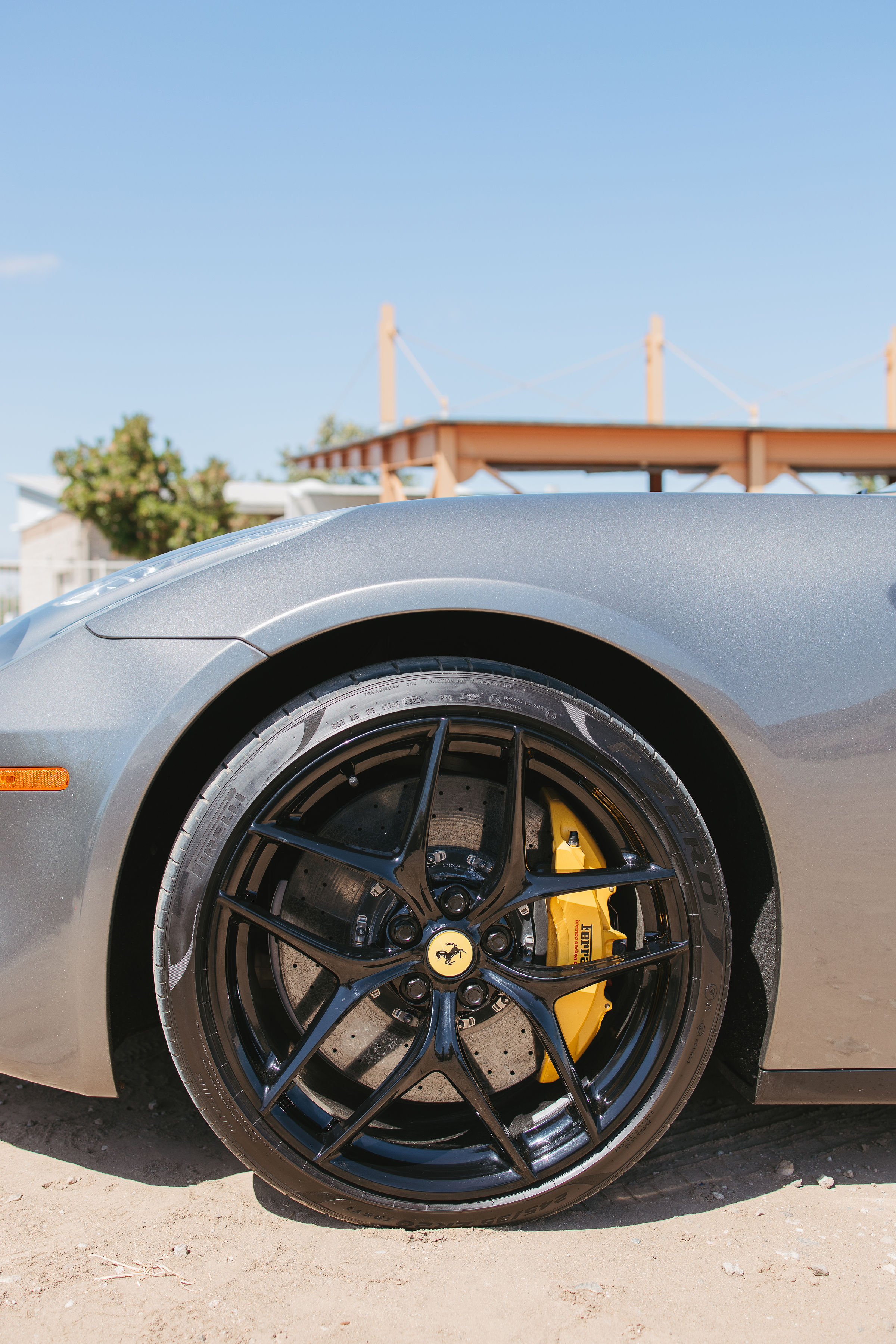 Used 2012 Ferrari FF AWD/4WD image 9