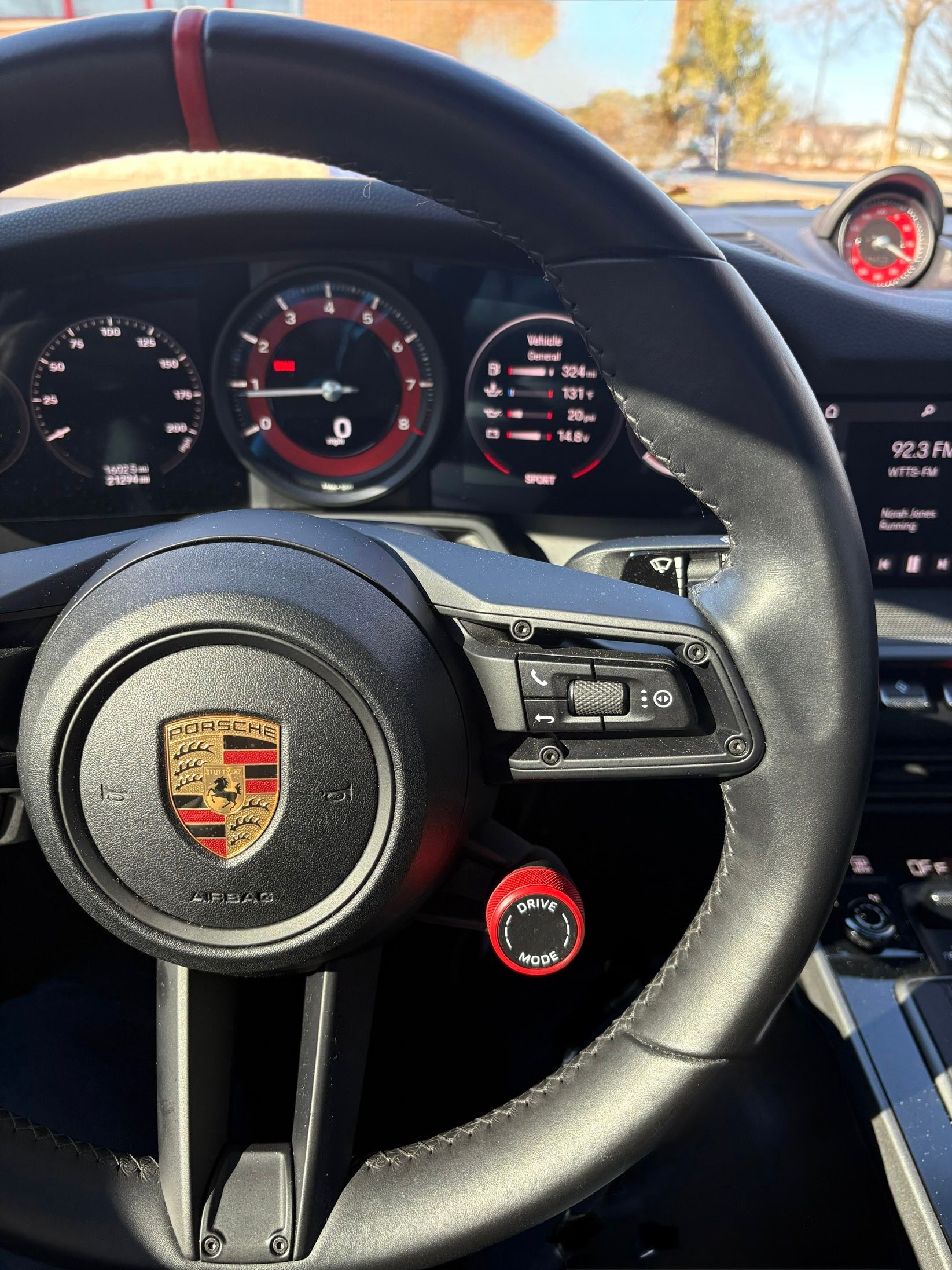 Used 2021 Porsche 911 Carrera S RWD image 6