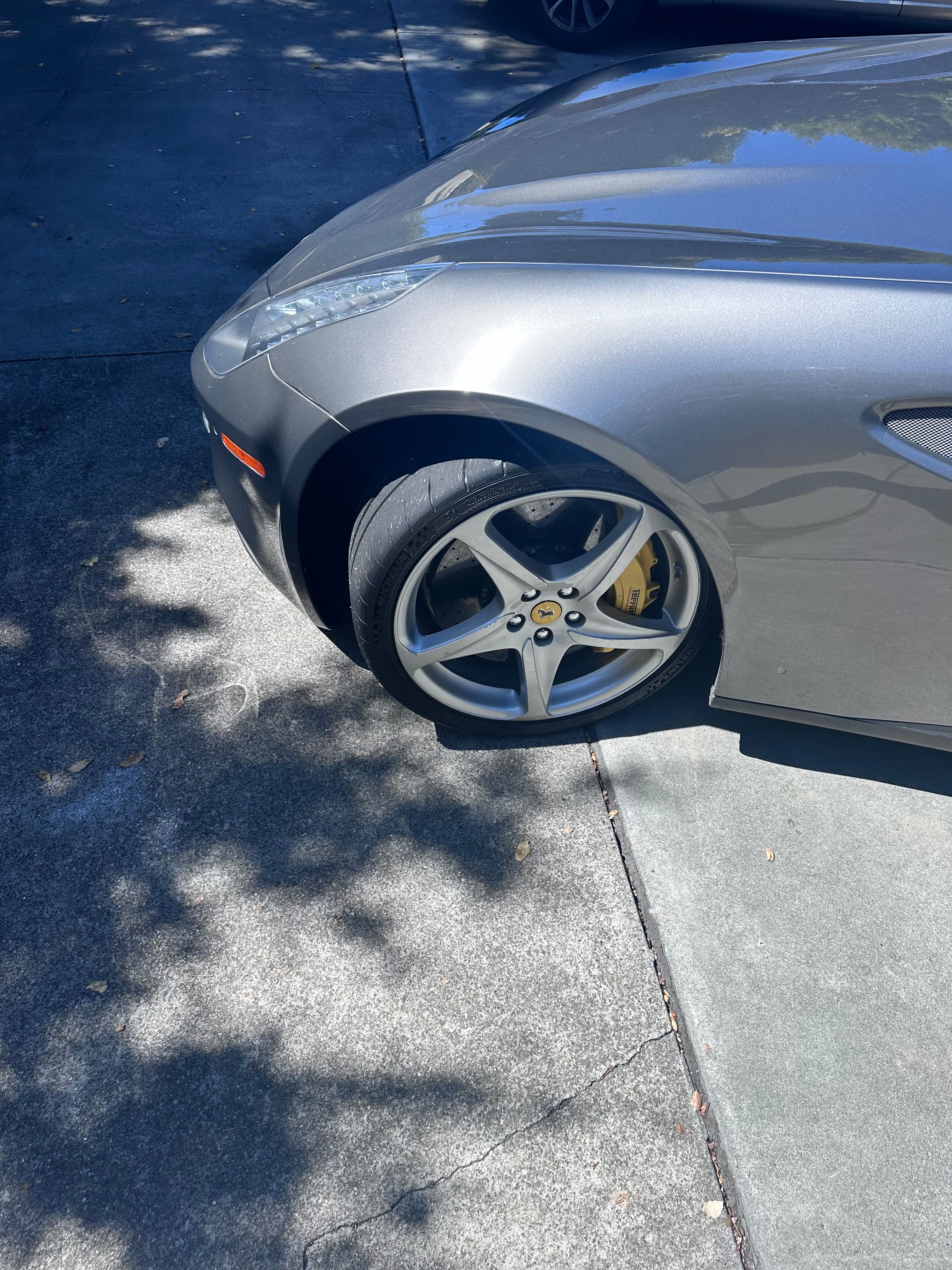 Used 2012 Ferrari FF AWD/4WD image 6