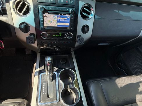 Used 2014 Ford Expedition EL Limited w/ Equipment Group 301A AWD/4WD image 16