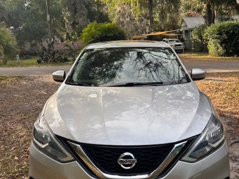 Used 2018 Nissan Sentra SV w/ Premium Package (P01) image 1