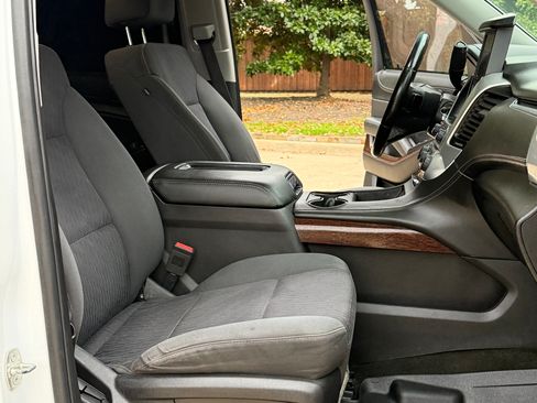 Used 2016 GMC Yukon SLE w/ Convenience Package RWD image 10