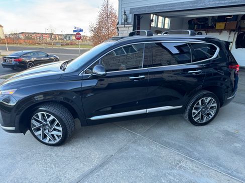 Used 2021 Hyundai Santa Fe Calligraphy image 2