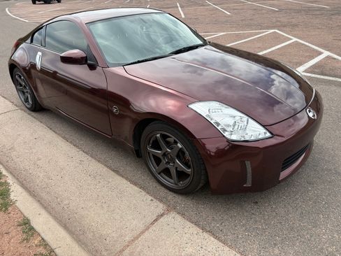 Used 2004 Nissan 350Z Touring w/ Cargo Convenience Pkg RWD image 6