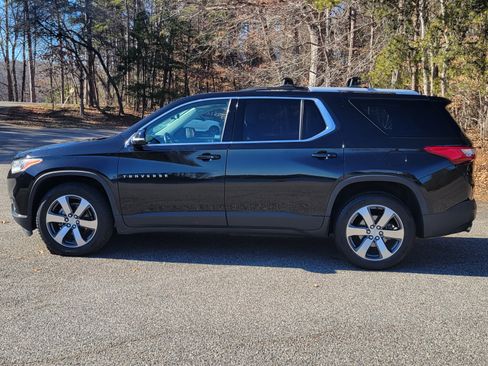 Used 2018 Chevrolet Traverse LT image 6