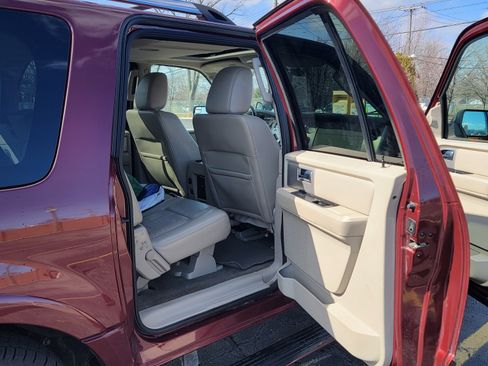 Used 2013 Ford Expedition EL Limited image 8