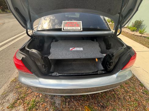 Used 2011 BMW 328i Convertible image 11