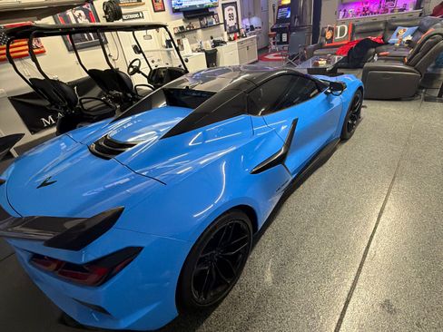 Used 2025 Chevrolet Corvette Z06 image 5