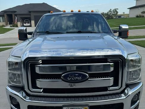 Used 2015 Ford F250 Lariat w/ Chrome Package AWD/4WD image 2