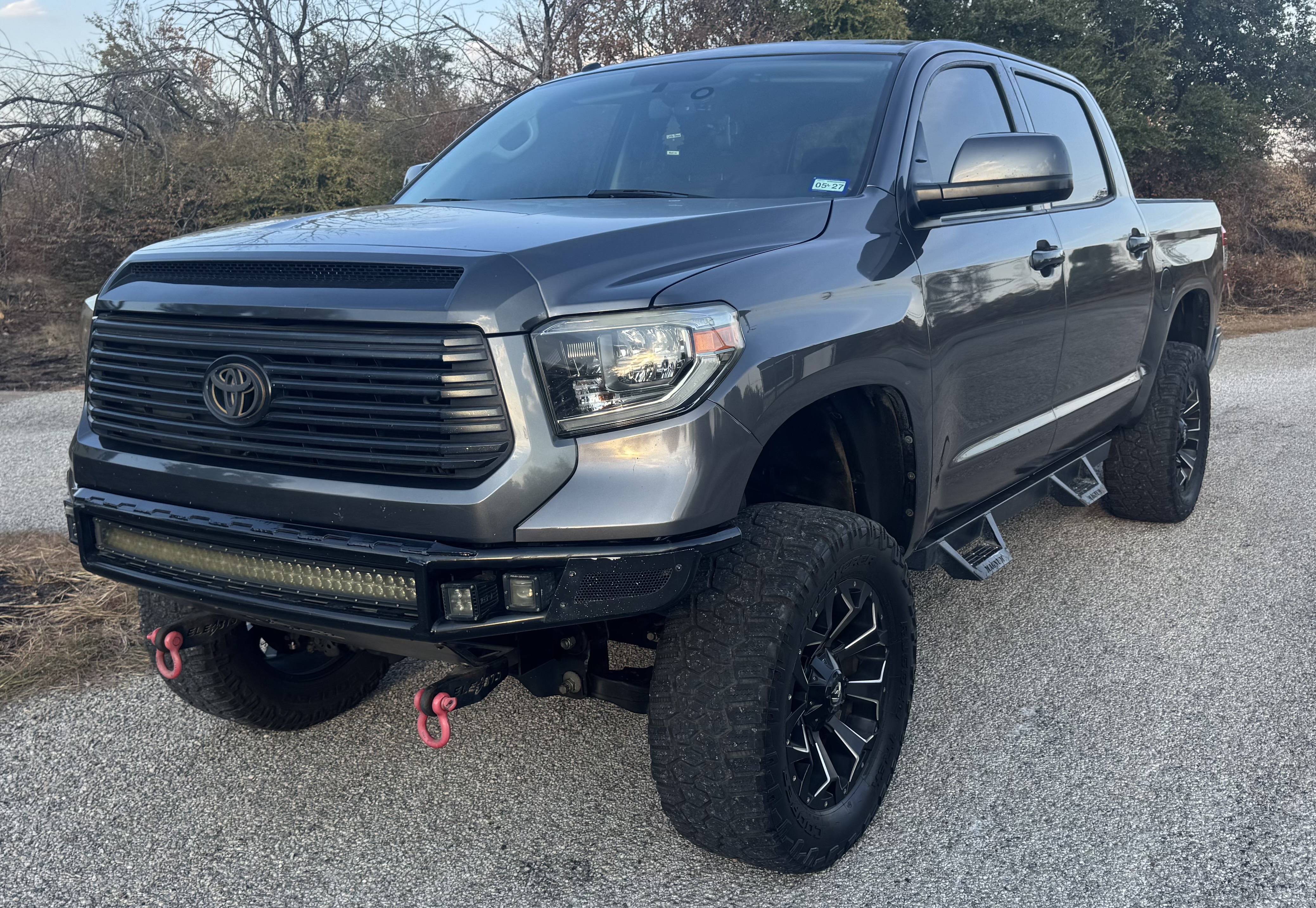 Used 2014 Toyota Tundra SR5 w/ SR5 Upgrade Package RWD image 1