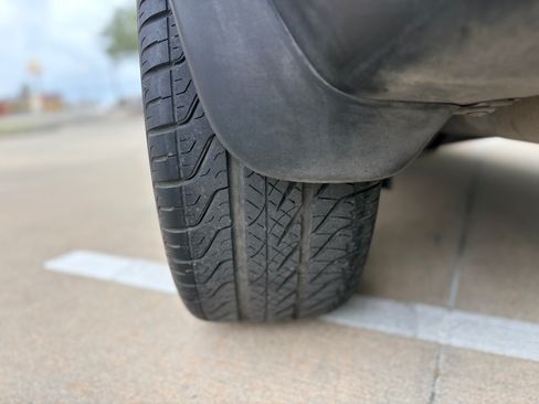 Used 2016 Nissan Juke SV image 18