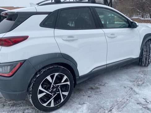 Used 2022 Hyundai Kona Limited image 2