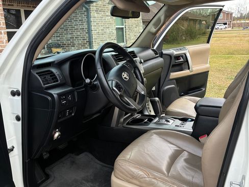 Used 2012 Toyota 4Runner Limited image 2