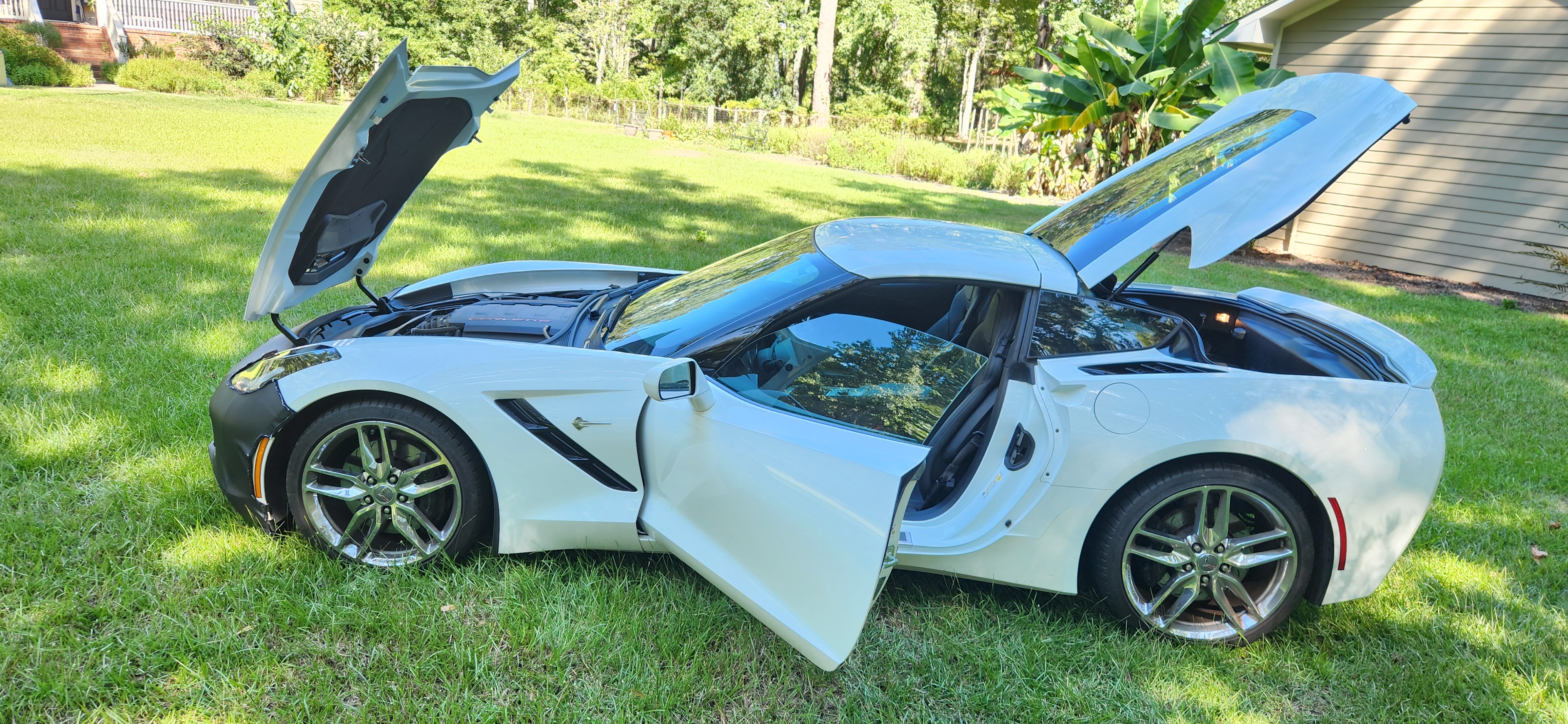 Used 2016 Chevrolet Corvette Stingray Coupe RWD image 17