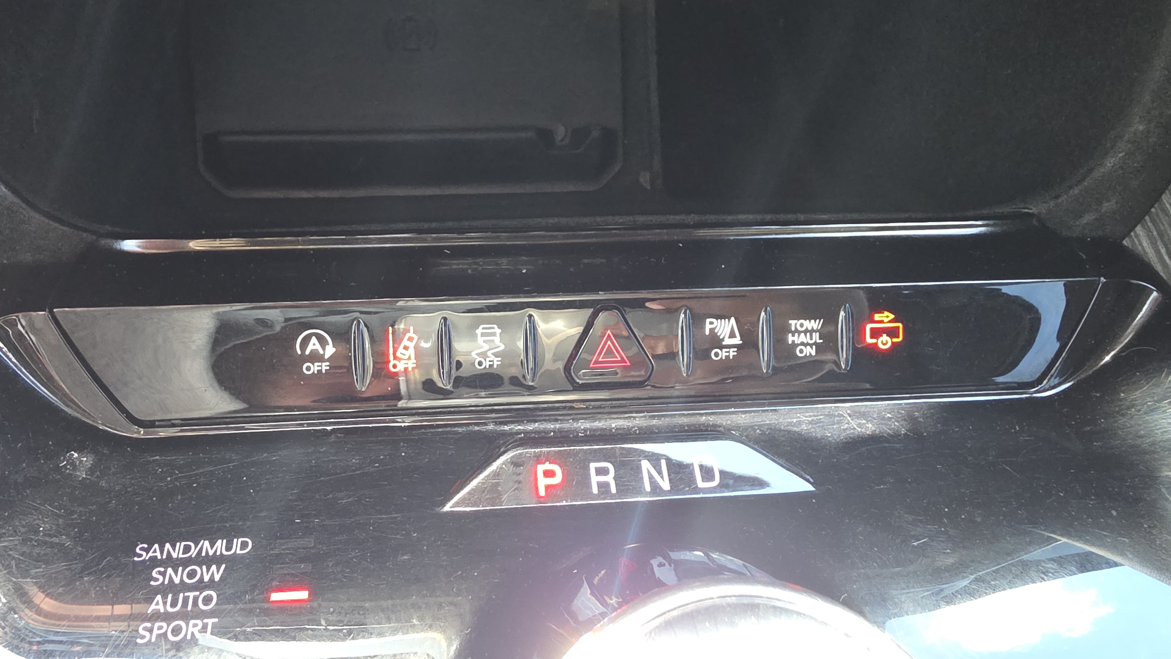 Used 2022 Jeep Wagoneer Series II AWD/4WD image 19