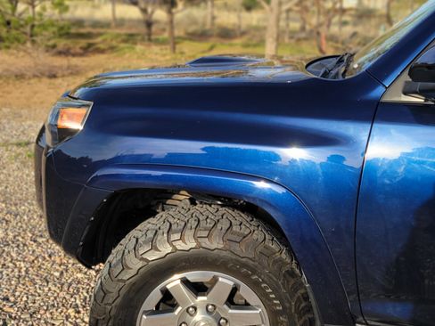 Used 2016 Toyota 4Runner Trail Premium image 2