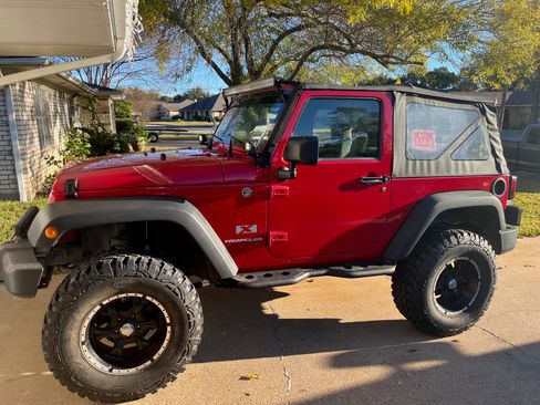 Used 2008 Jeep Wrangler X image 4