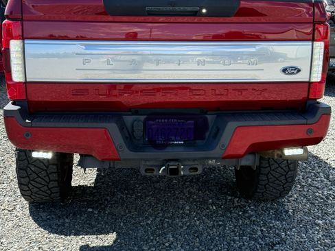Used 2017 Ford F350 Platinum w/ Platinum Ultimate Package image 8