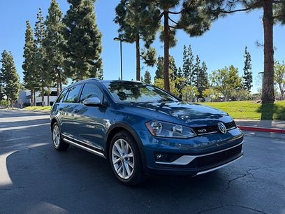 Used 2017 Volkswagen Golf Alltrack SE