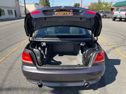 Used 2008 BMW 335i Convertible image 6