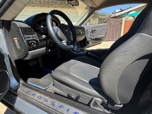Used 2005 Chrysler Crossfire Limited image 8