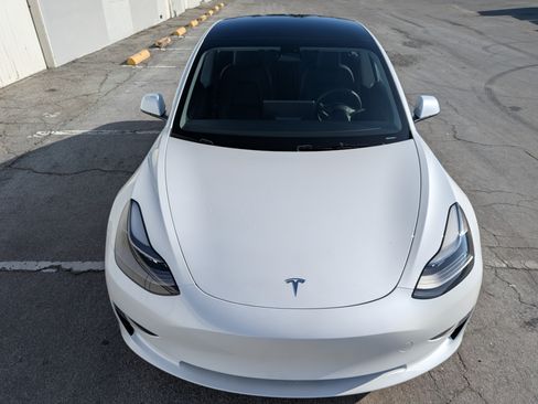 Used 2023 Tesla Model 3 Performance image 11
