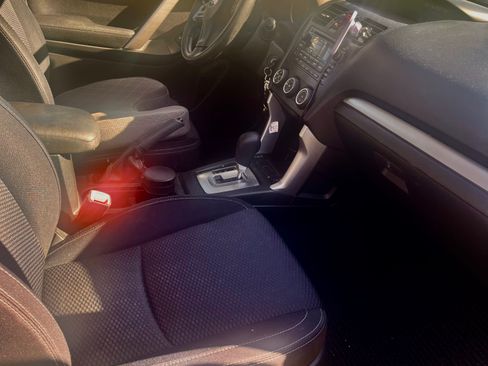 Used 2014 Subaru Forester 2.5i Premium w/ All-Weather Package image 11