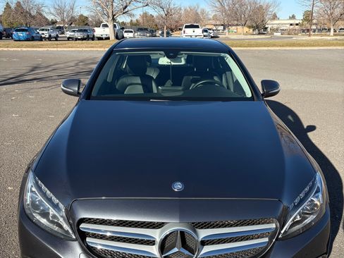 Used 2015 Mercedes-Benz C 300 4MATIC Sedan image 4