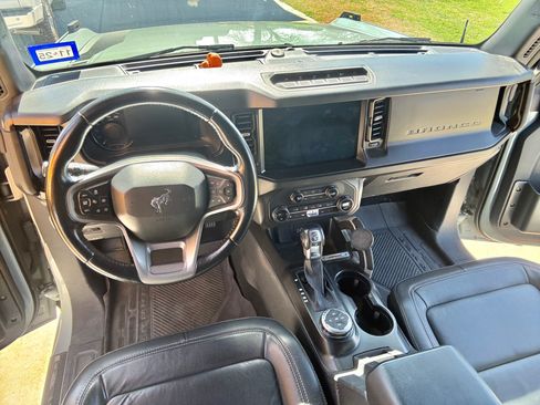 Used 2021 Ford Bronco First Edition image 8