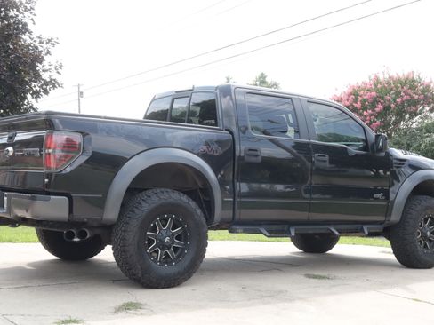 Used 2014 Ford F150 Raptor w/ Equipment Group 801A Luxury AWD/4WD image 2
