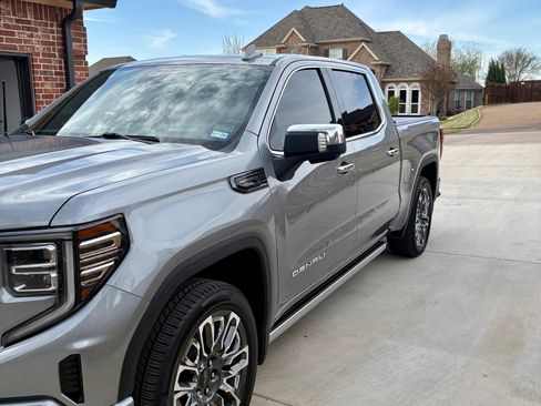 Used 2024 GMC Sierra 1500 Denali Ultimate image 1